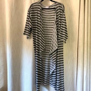 Sweater LuLaRoe Shirley